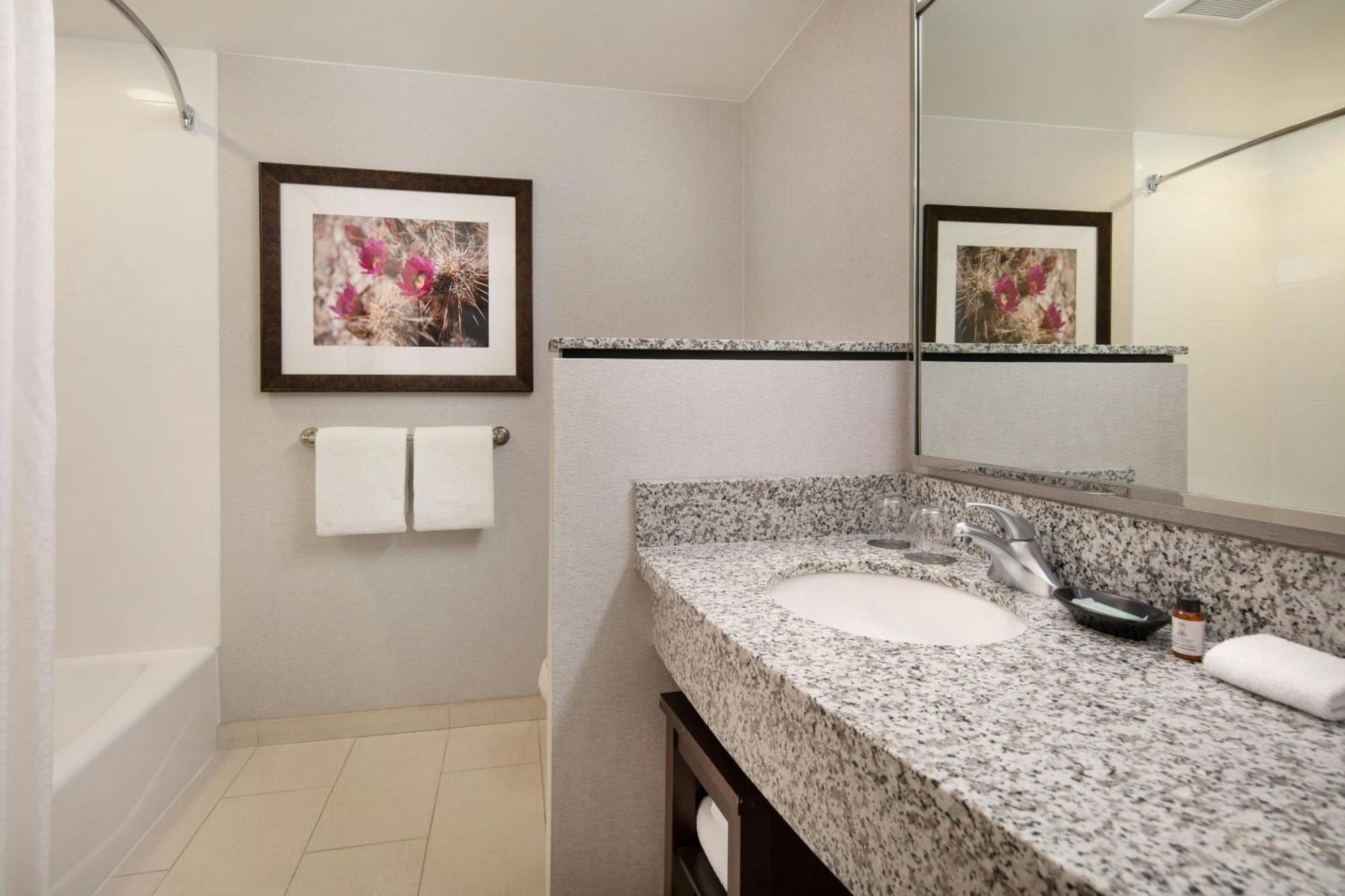 Courtyard By Marriott Scottsdale Salt River Екстер'єр фото